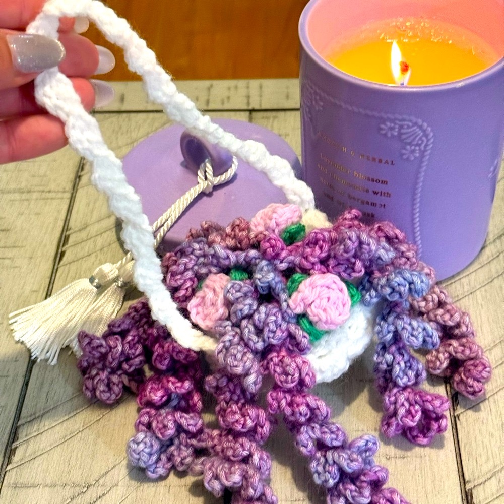 💜🪻Crochet Floral Lavender/Wisteria and Mini Roses Hanging Mini Planter🪻💜